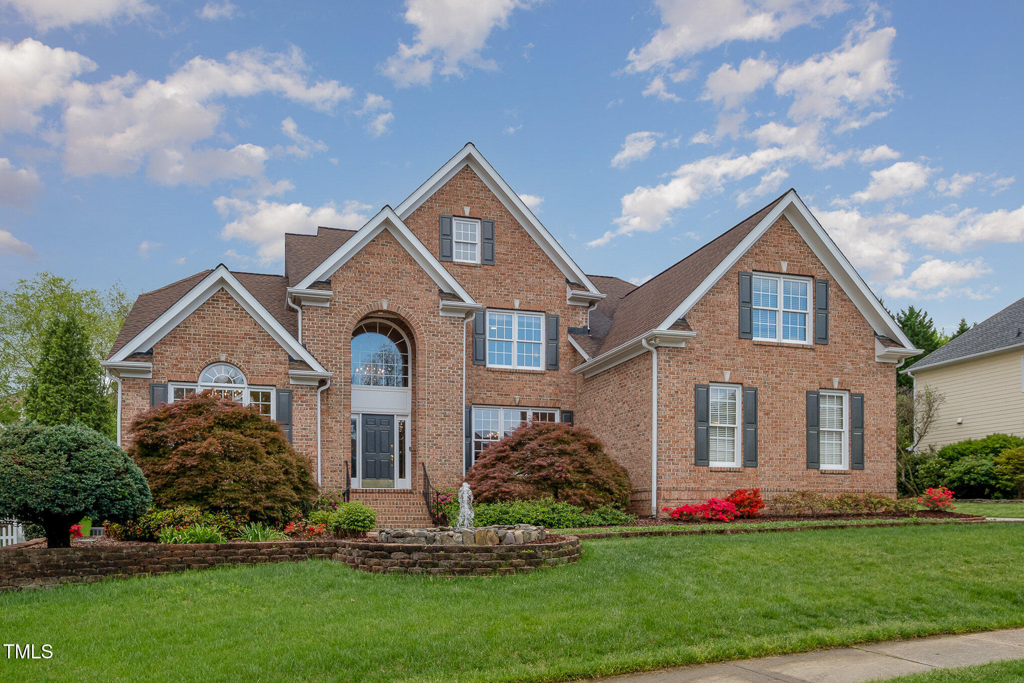 9201 Club Hill Drive