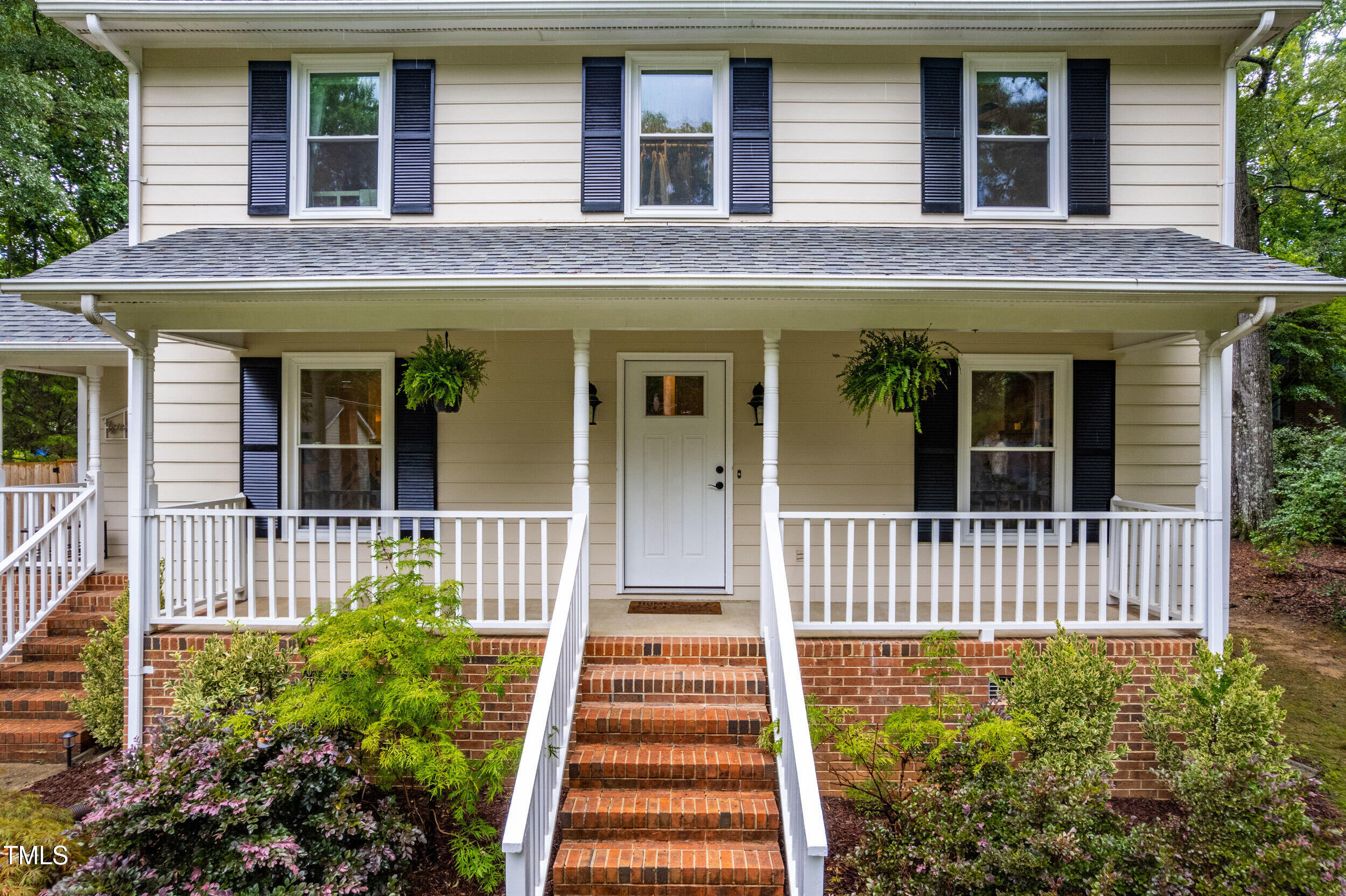 1005 Cherokee Court