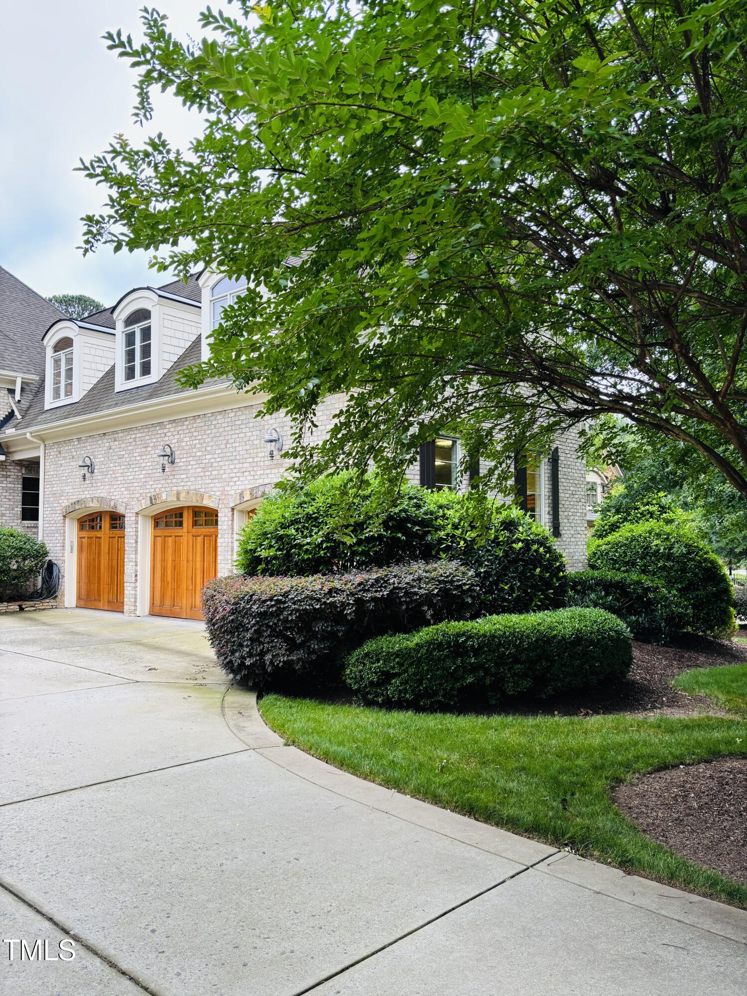5205 Newstead Manor Lane