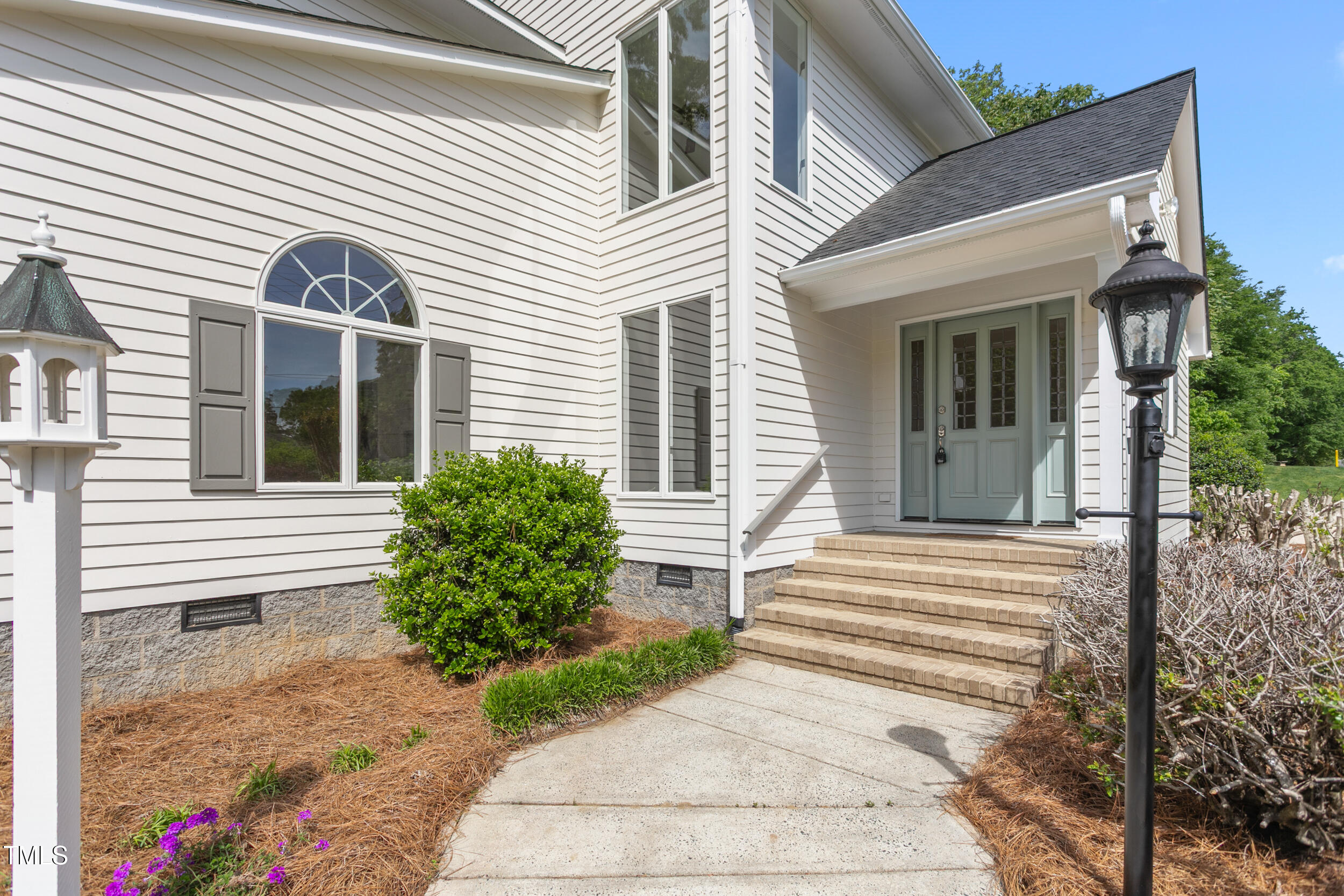 1925 W Lake Drive