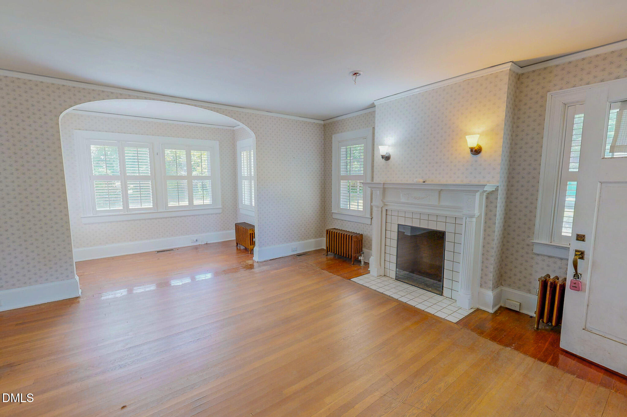 208 Forestwood Drive
