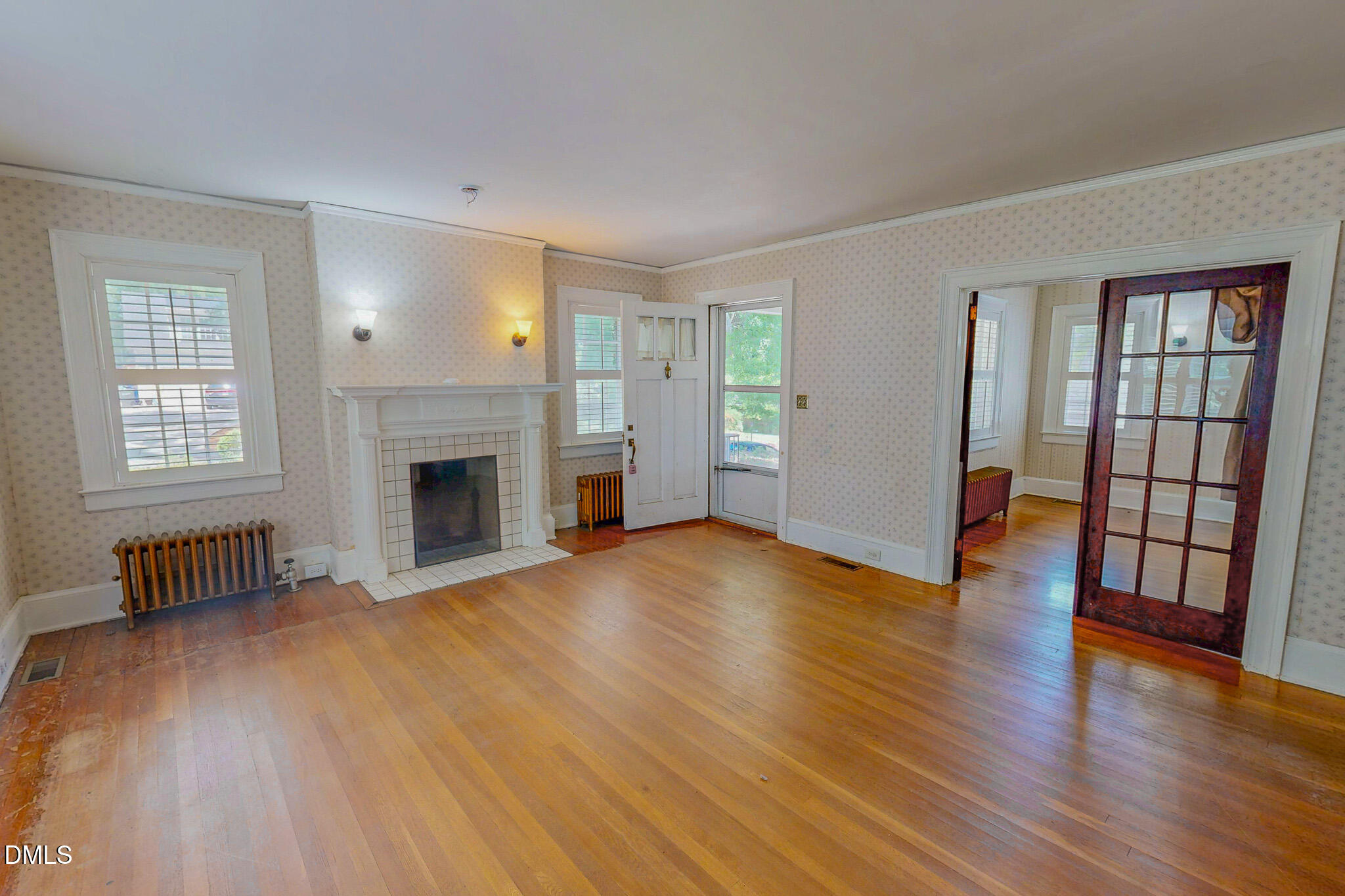 208 Forestwood Drive