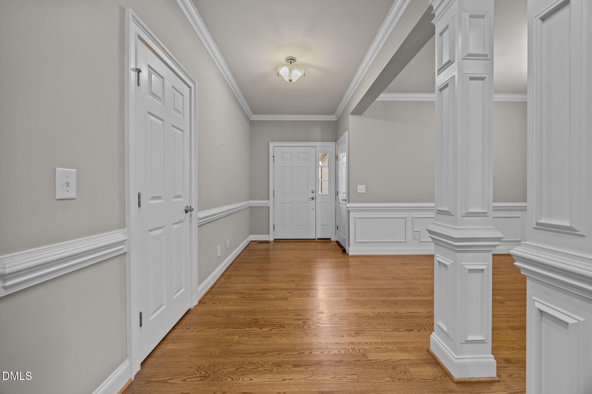 2000 Muirfield Court 2000