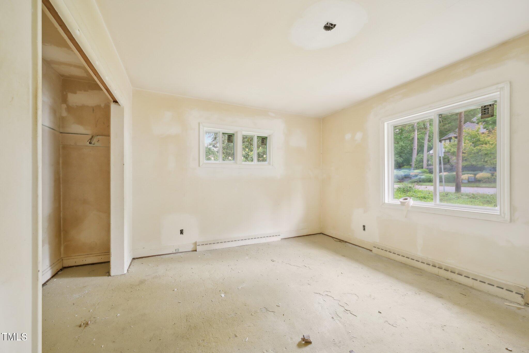 1407 Arnette Avenue