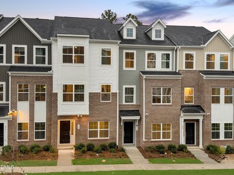 384 Chesapeake Commons Street 128 Garner NC 27529