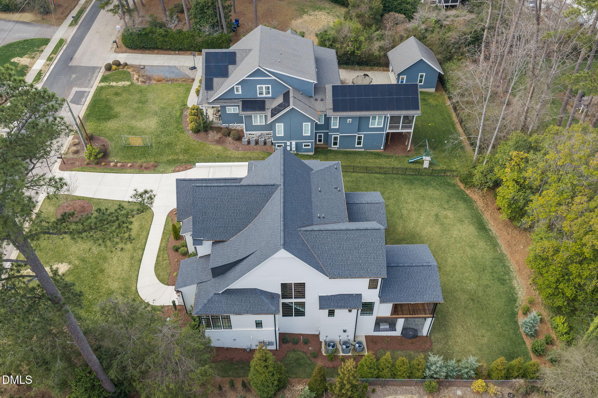 812 Manchester Drive
