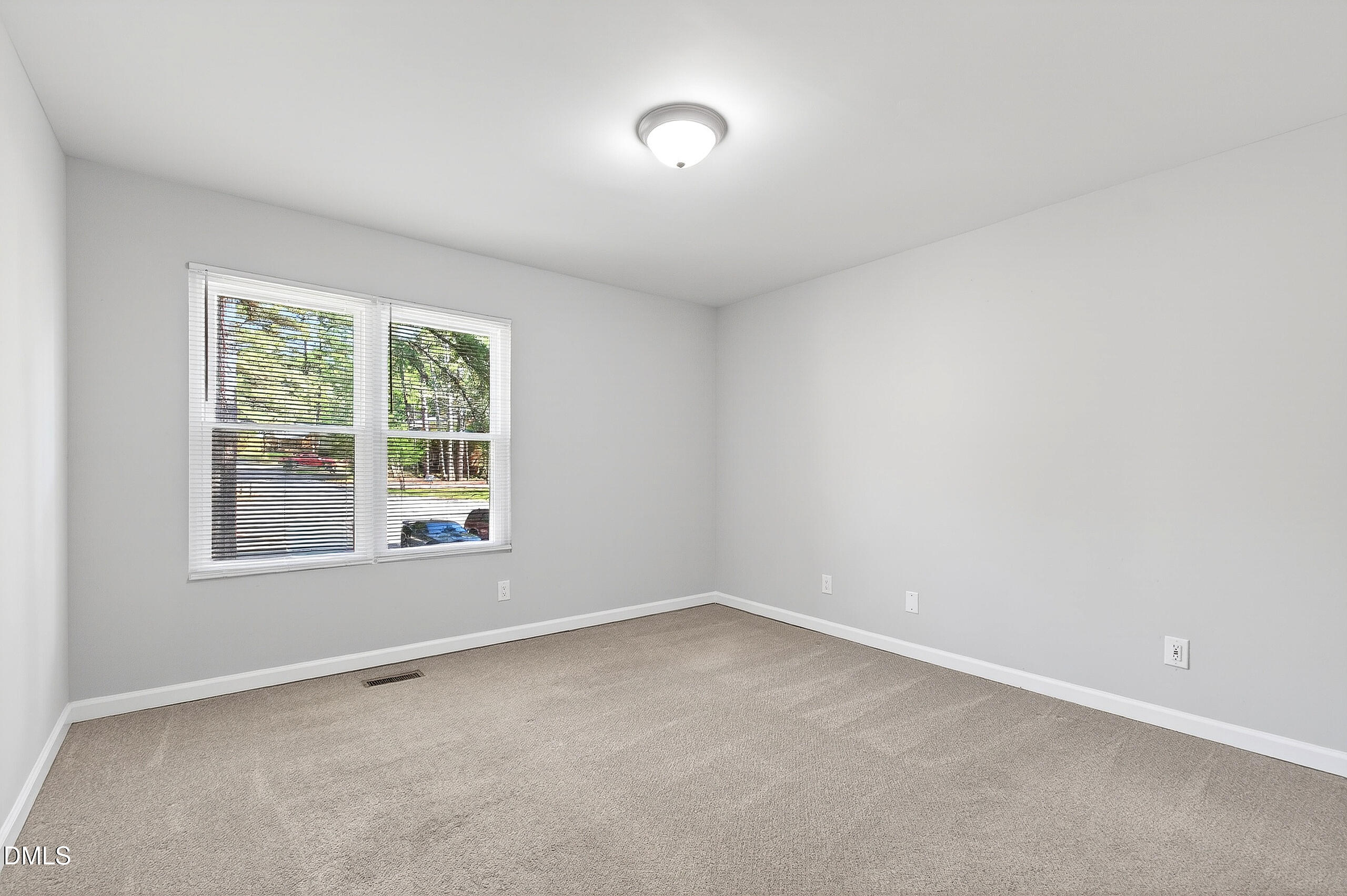 128 Rainbow Court