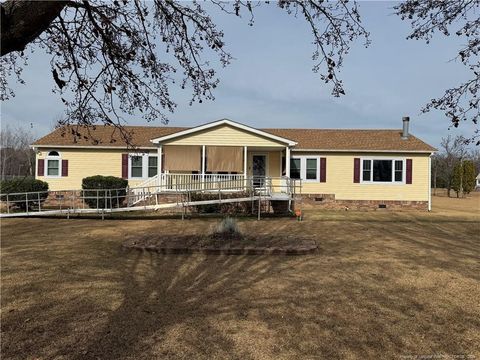 100 L McMillian Road Raeford NC 28376