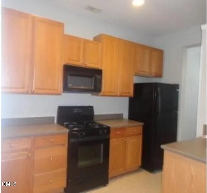 Raleigh, North Carolina 27613, United States, 2 Bedrooms Bedrooms, ,3 BathroomsBathrooms,Residential,Active,255217