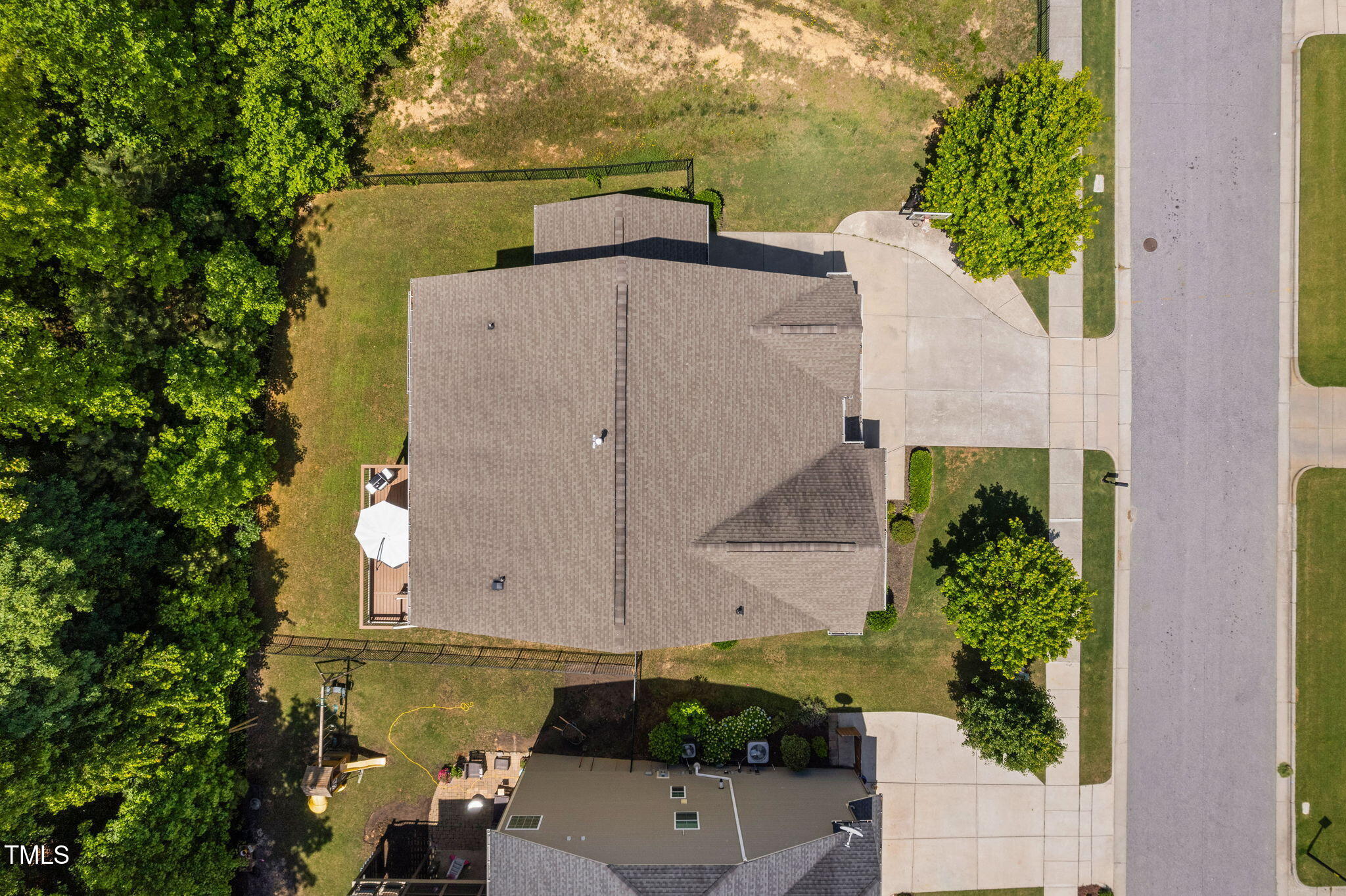 Apex, North Carolina 27502, United States, 6 Bedrooms Bedrooms, ,5 BathroomsBathrooms,Residential,Active,132463