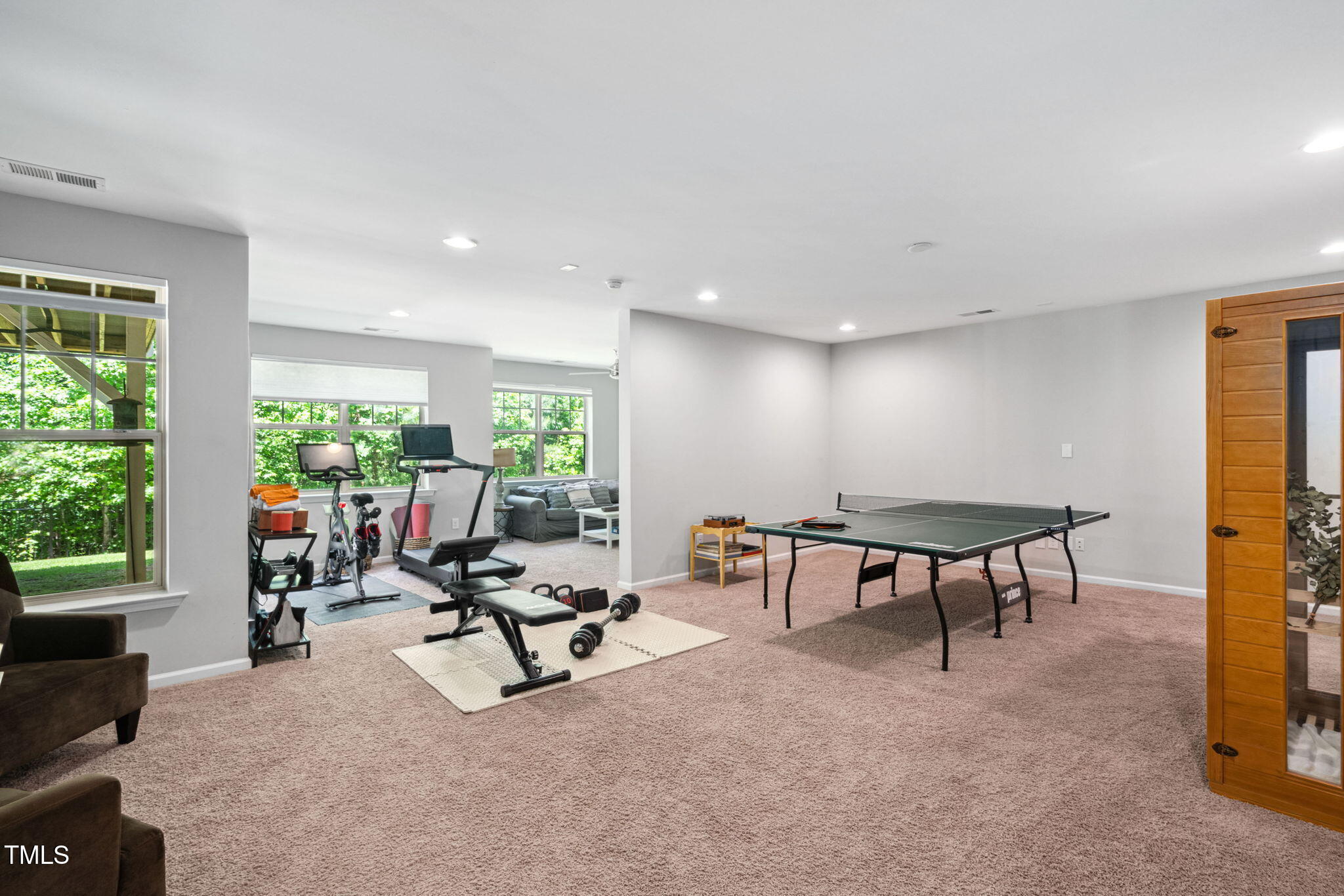 Apex, North Carolina 27502, United States, 6 Bedrooms Bedrooms, ,5 BathroomsBathrooms,Residential,Active,132463