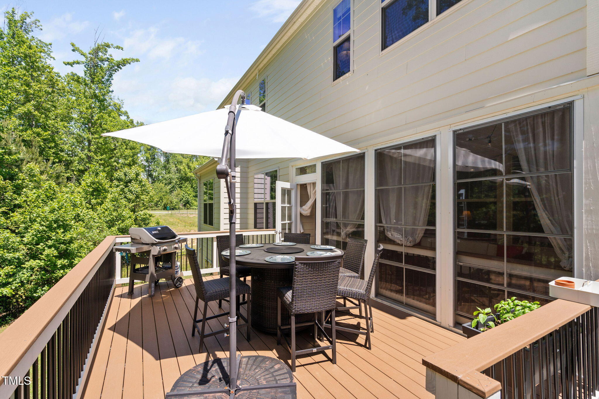 Apex, North Carolina 27502, United States, 6 Bedrooms Bedrooms, ,5 BathroomsBathrooms,Residential,Active,132463