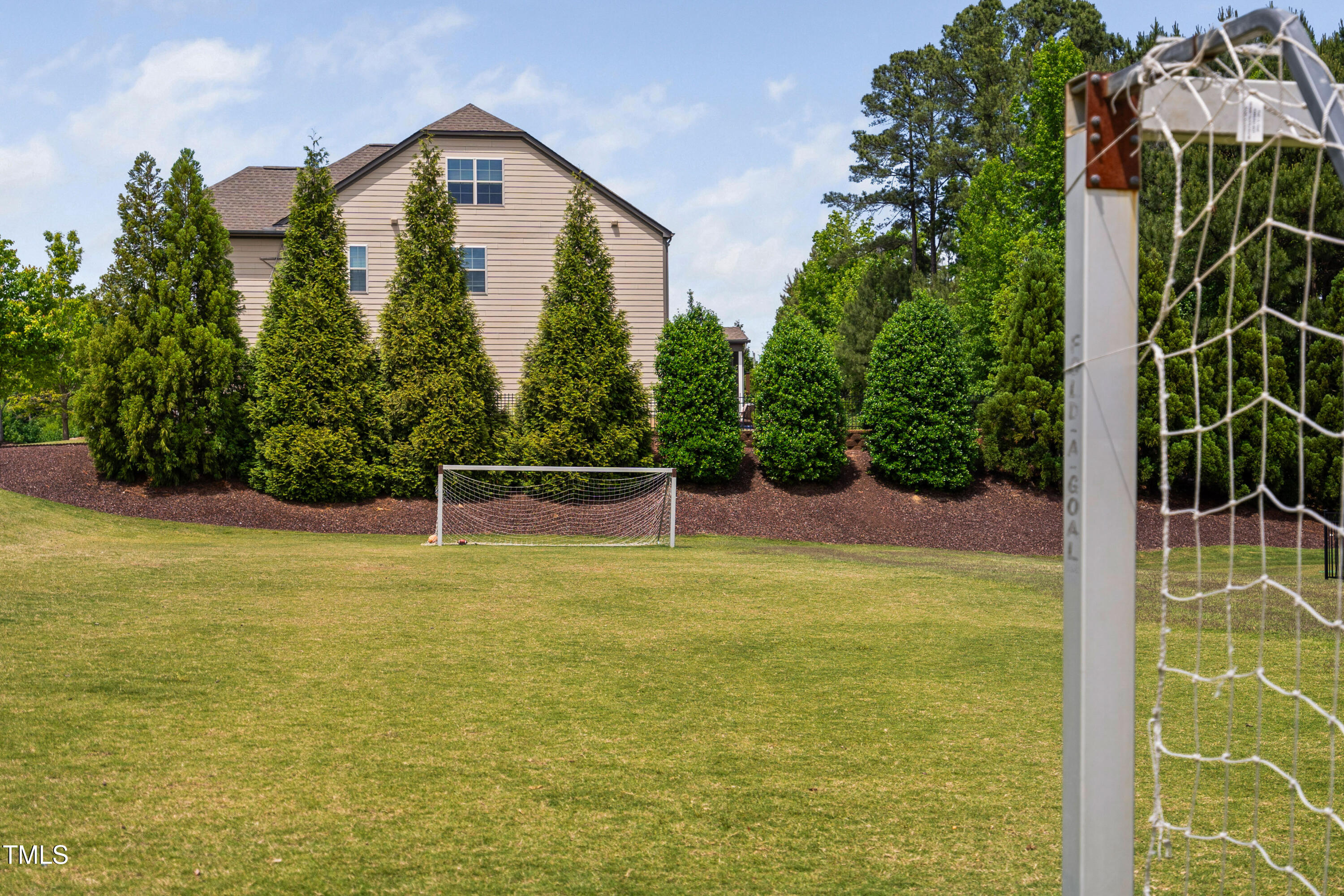 Apex, North Carolina 27502, United States, 6 Bedrooms Bedrooms, ,5 BathroomsBathrooms,Residential,Active,132463