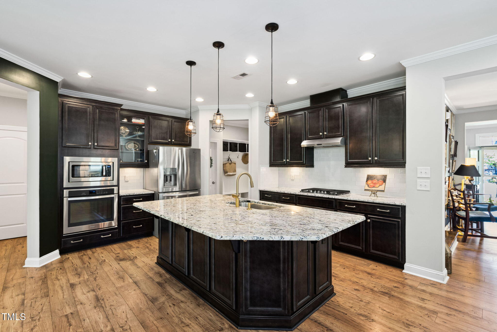 Apex, North Carolina 27502, United States, 6 Bedrooms Bedrooms, ,5 BathroomsBathrooms,Residential,Active,132463