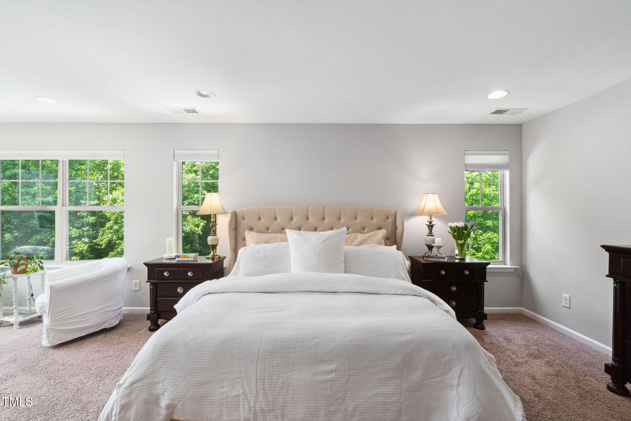 Apex, North Carolina 27502, United States, 6 Bedrooms Bedrooms, ,5 BathroomsBathrooms,Residential,Active,132463