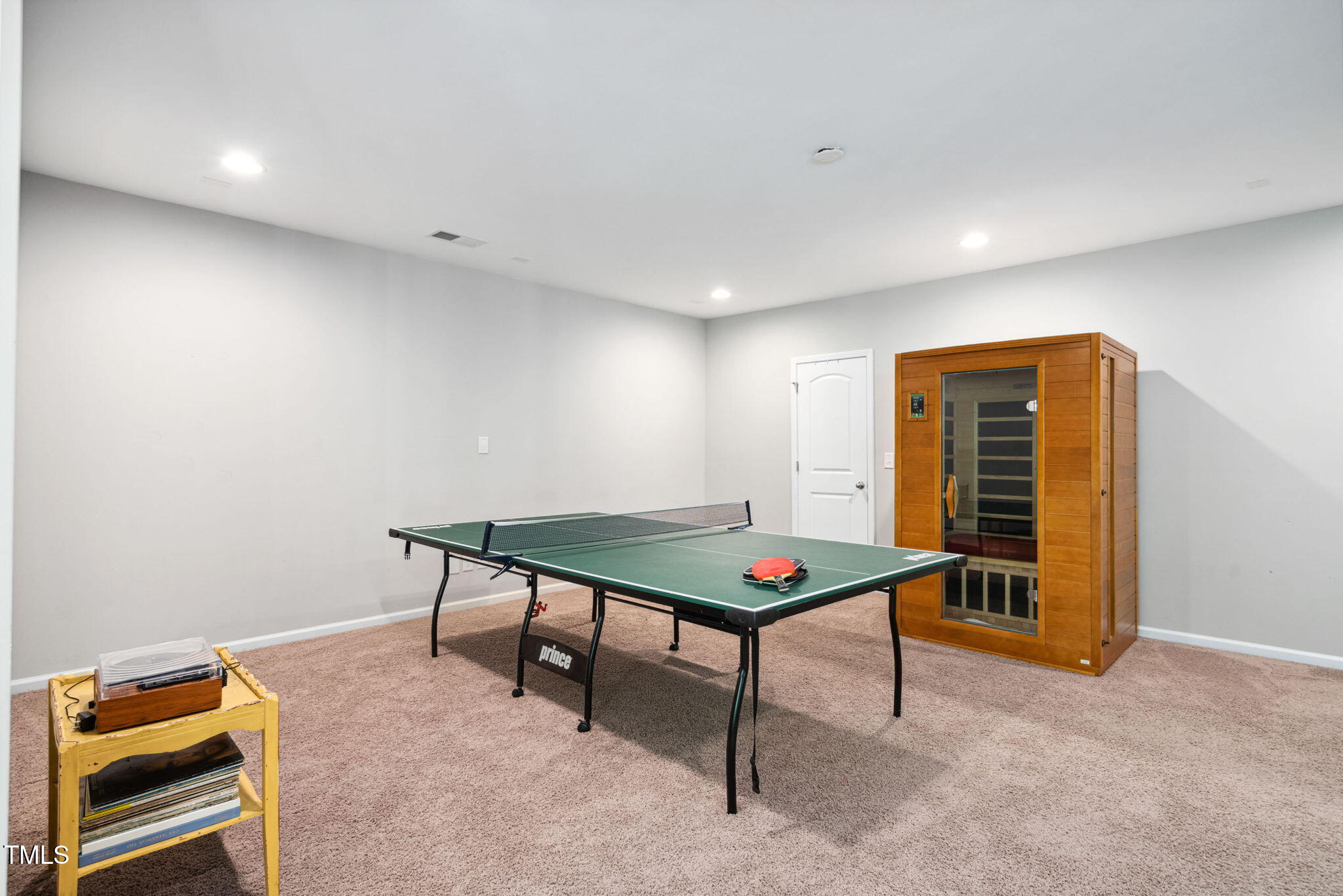 Apex, North Carolina 27502, United States, 6 Bedrooms Bedrooms, ,5 BathroomsBathrooms,Residential,Active,132463