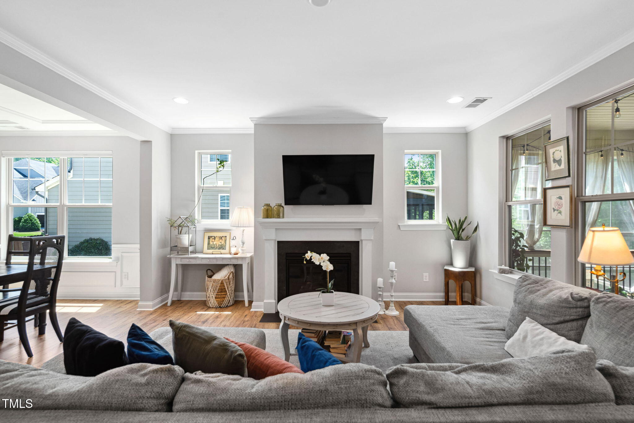 Apex, North Carolina 27502, United States, 6 Bedrooms Bedrooms, ,5 BathroomsBathrooms,Residential,Active,132463