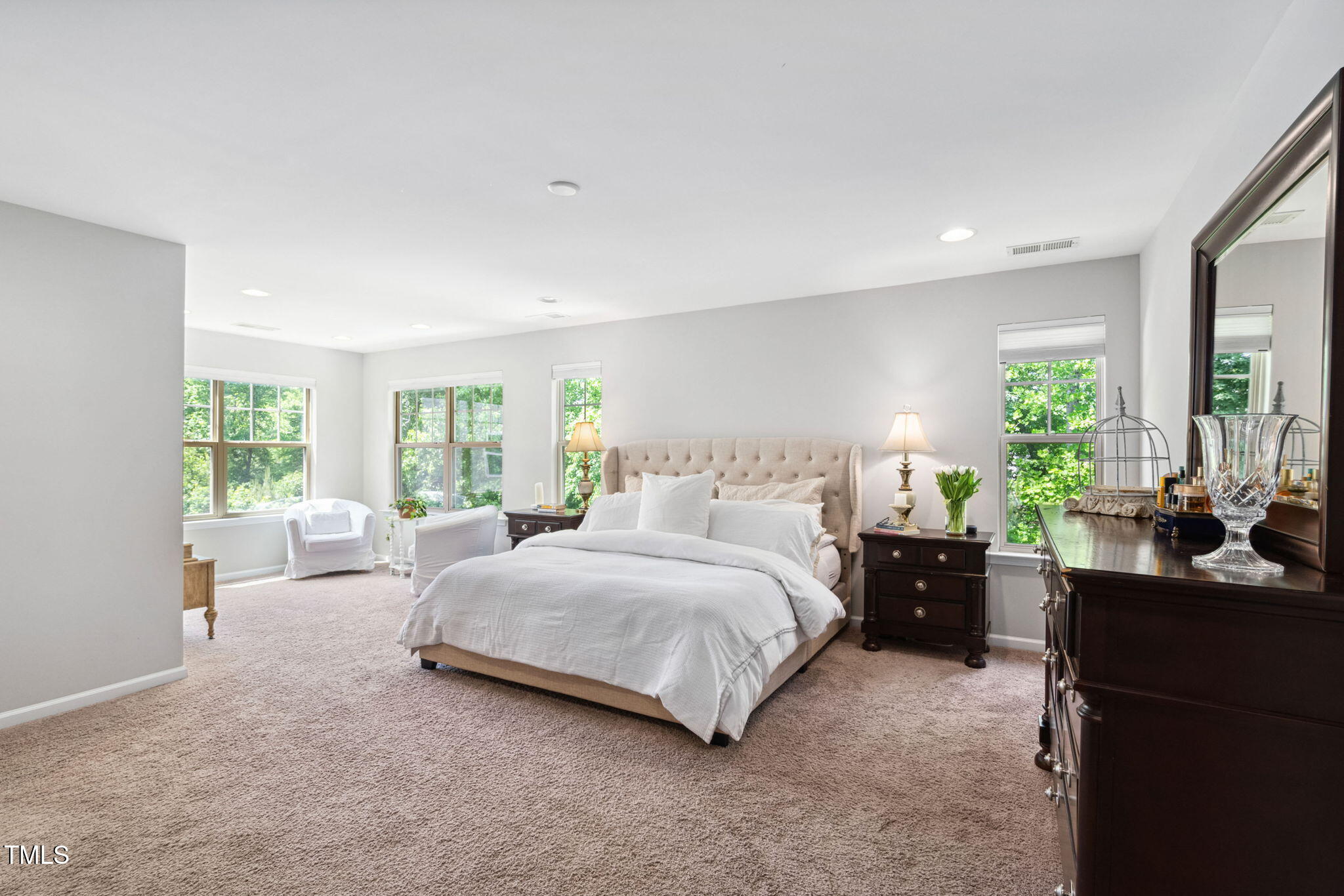 Apex, North Carolina 27502, United States, 6 Bedrooms Bedrooms, ,5 BathroomsBathrooms,Residential,Active,132463