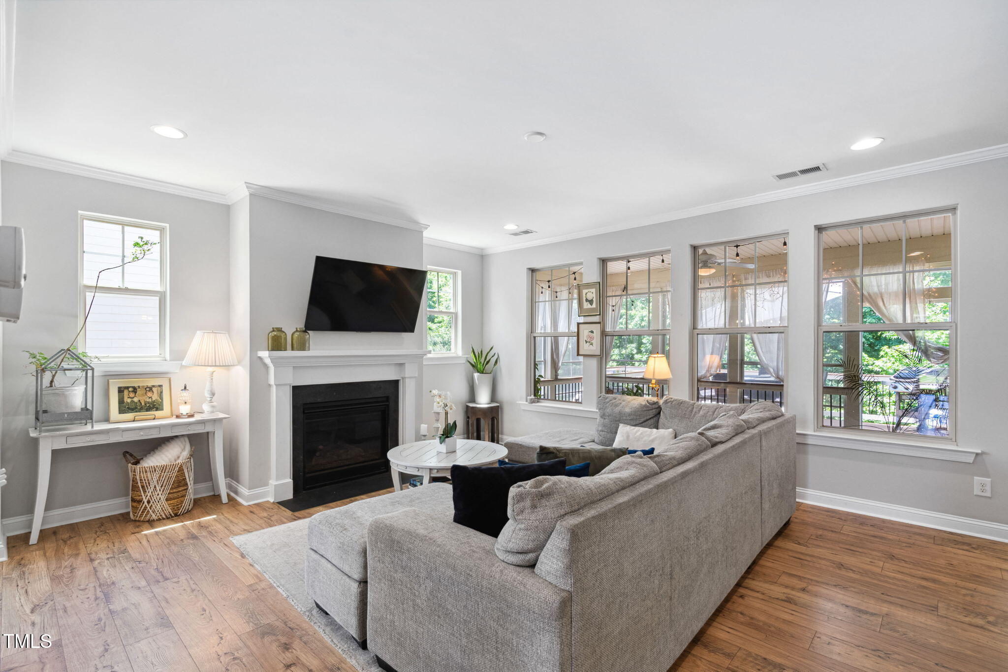 Apex, North Carolina 27502, United States, 6 Bedrooms Bedrooms, ,5 BathroomsBathrooms,Residential,Active,132463