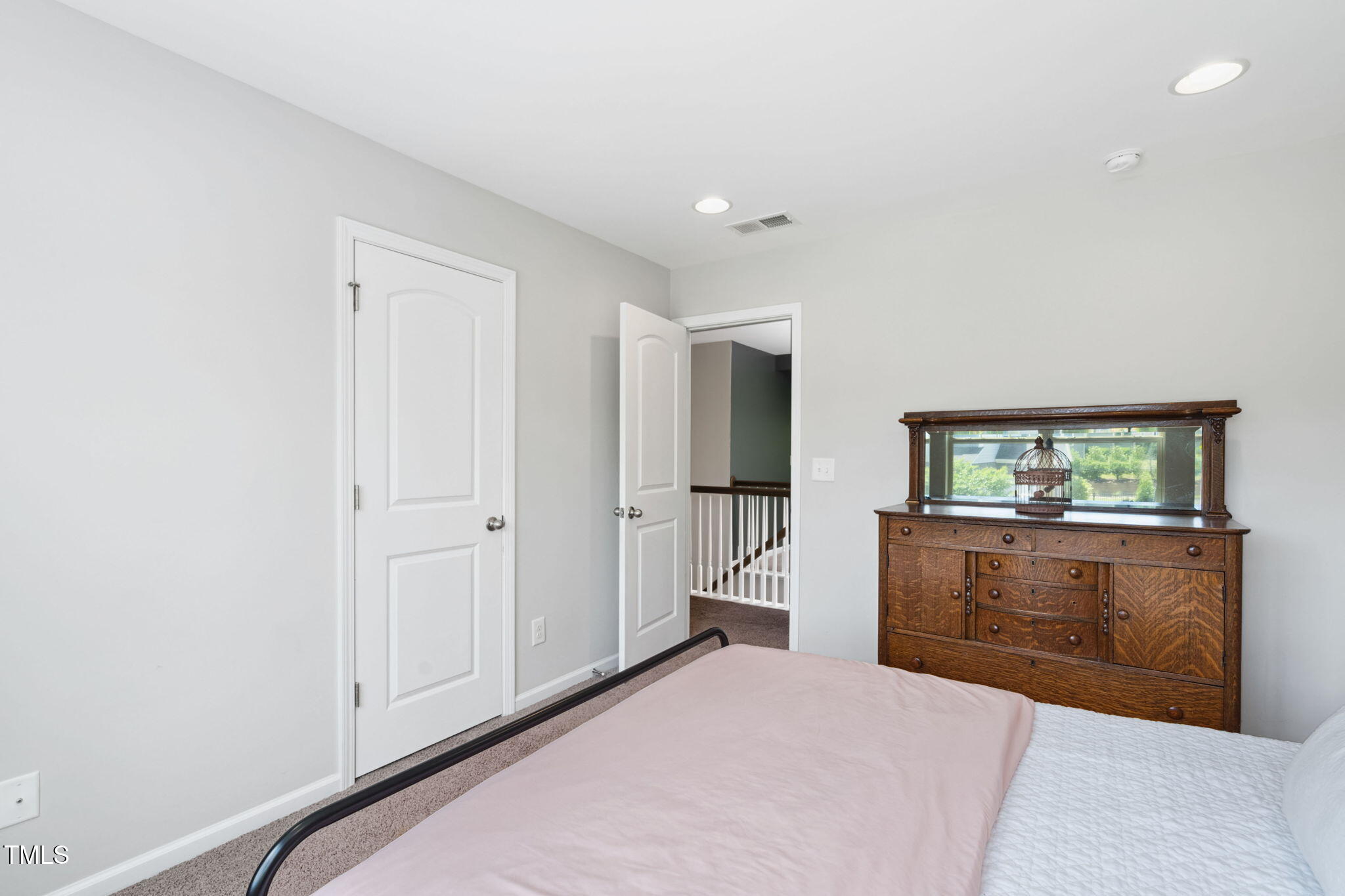 Apex, North Carolina 27502, United States, 6 Bedrooms Bedrooms, ,5 BathroomsBathrooms,Residential,Active,132463