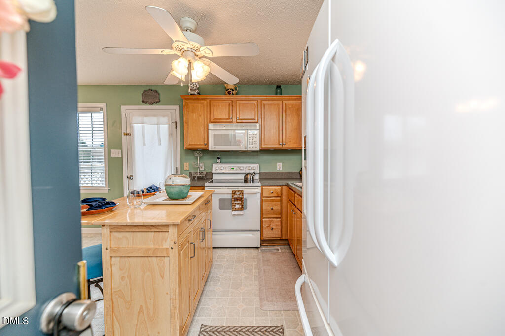 1105 Danesfield Court