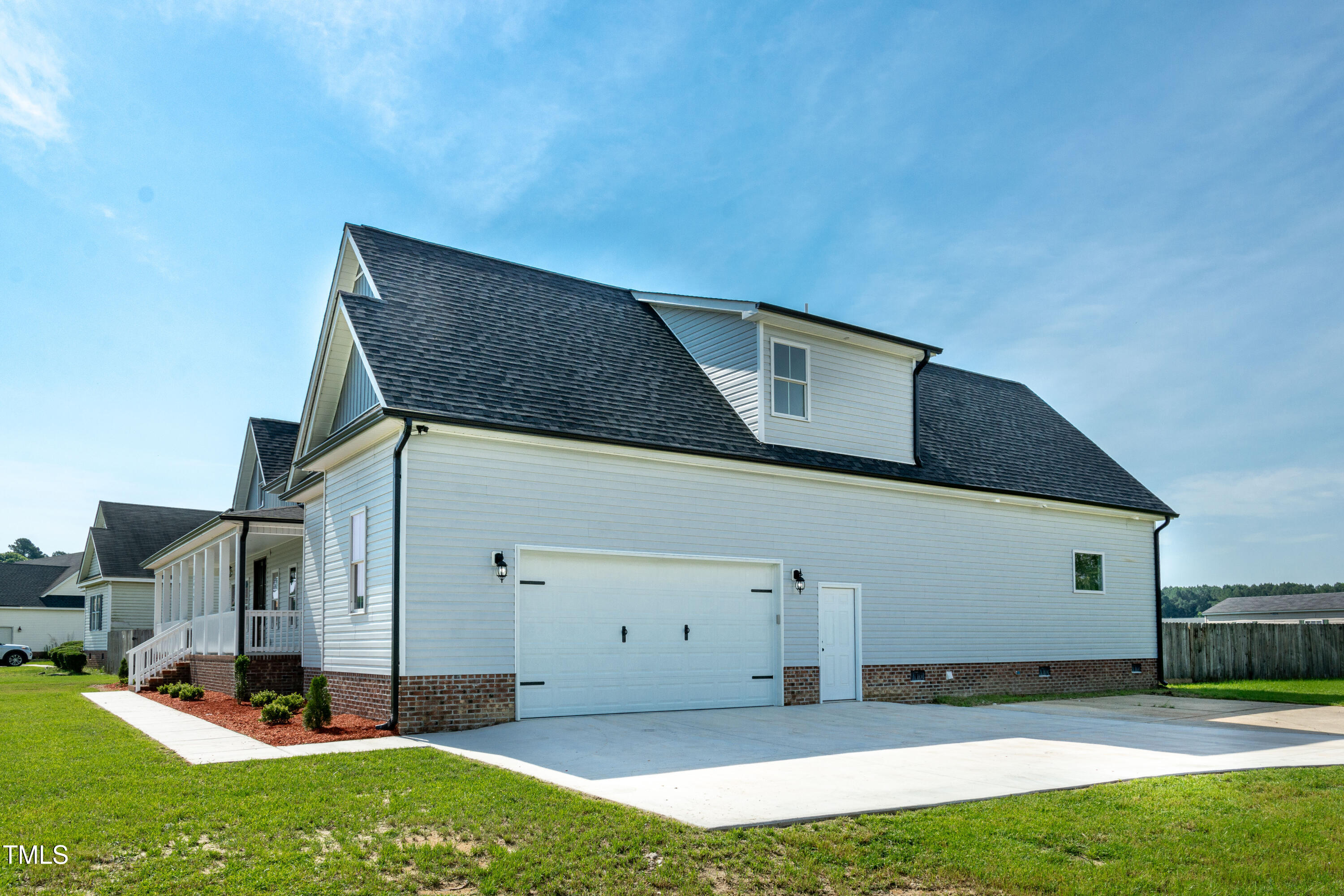 3417 Aspen Road