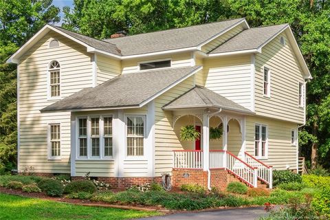 1718 Carthage Street Sanford NC 27330