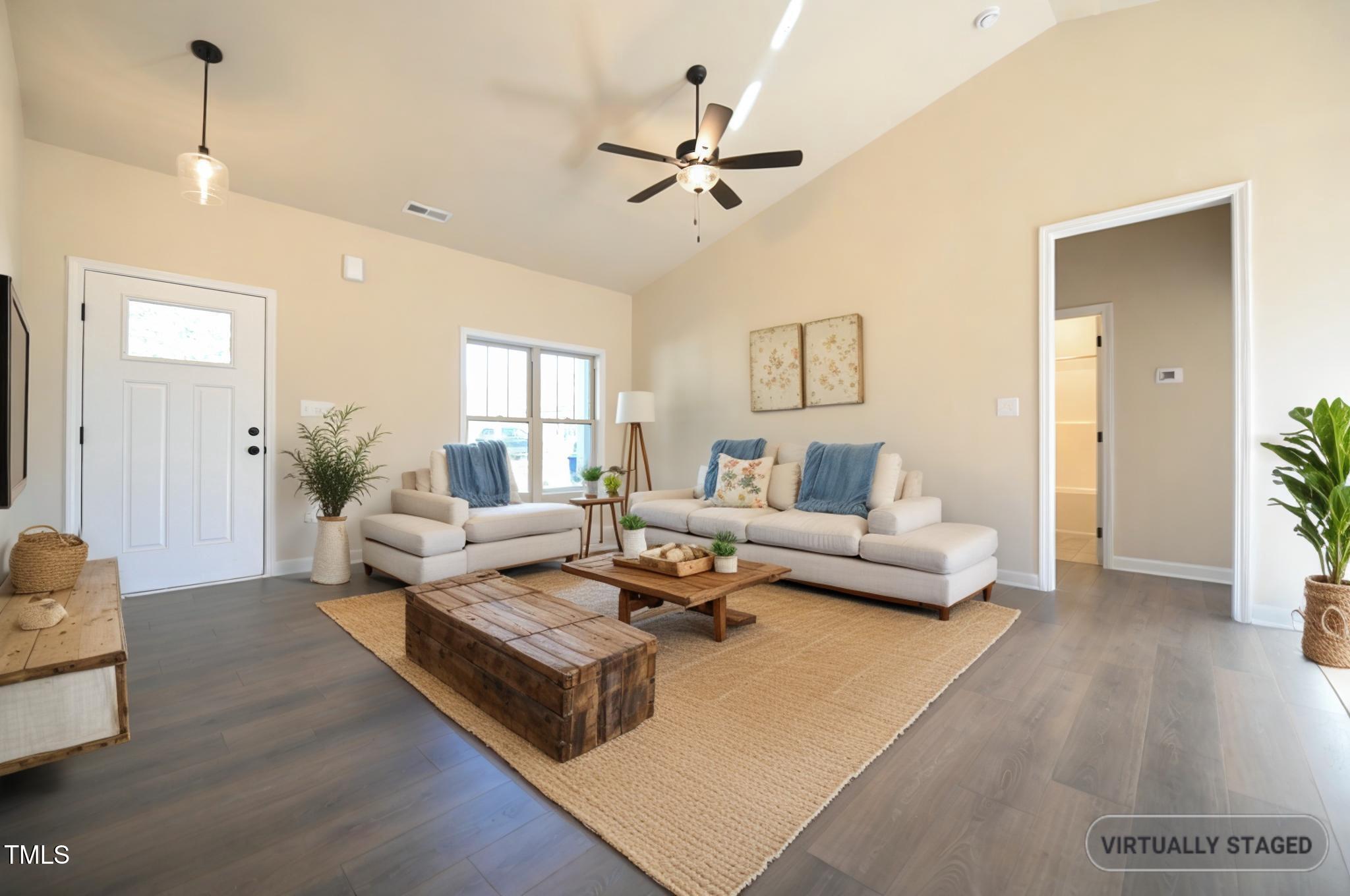 404 S Eastwood Drive