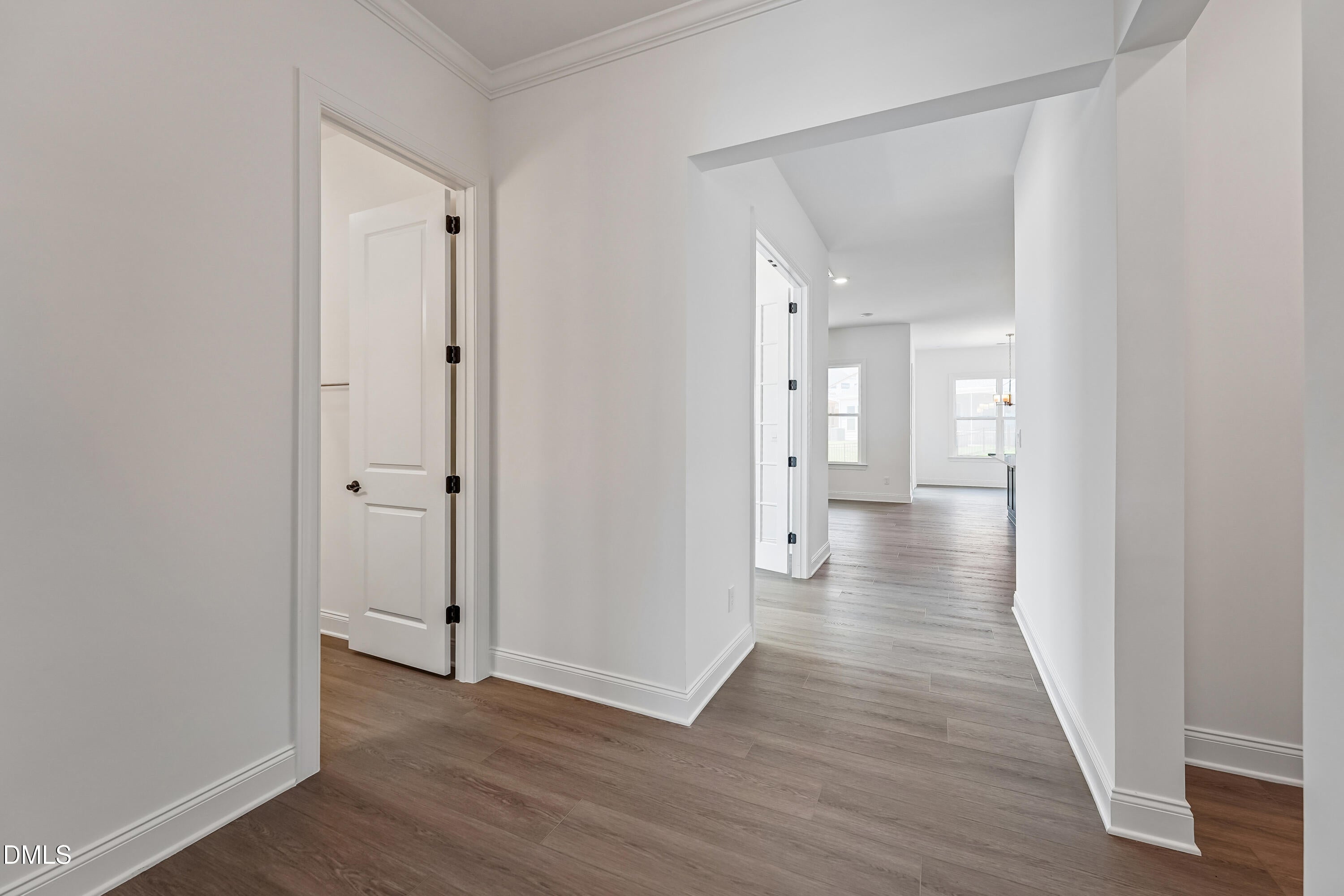 2408 Abbeyhill Drive 34