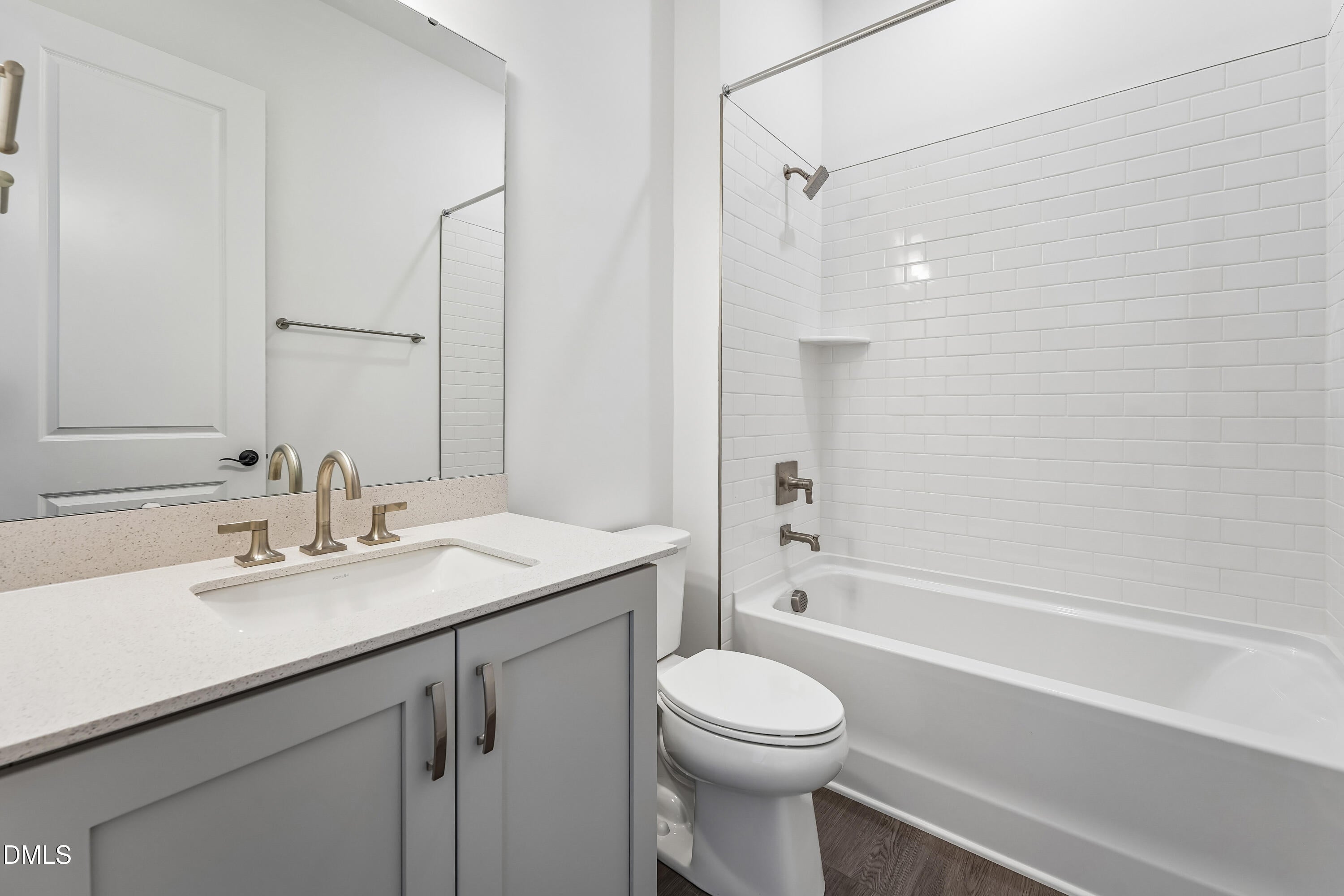 2408 Abbeyhill Drive 34