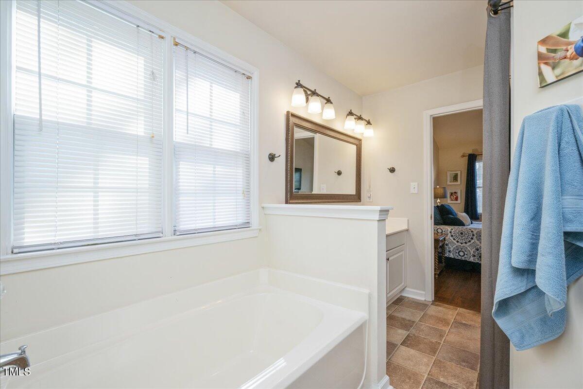 Raleigh, North Carolina 27606, United States, 3 Bedrooms Bedrooms, ,3 BathroomsBathrooms,Residential,Active,117242