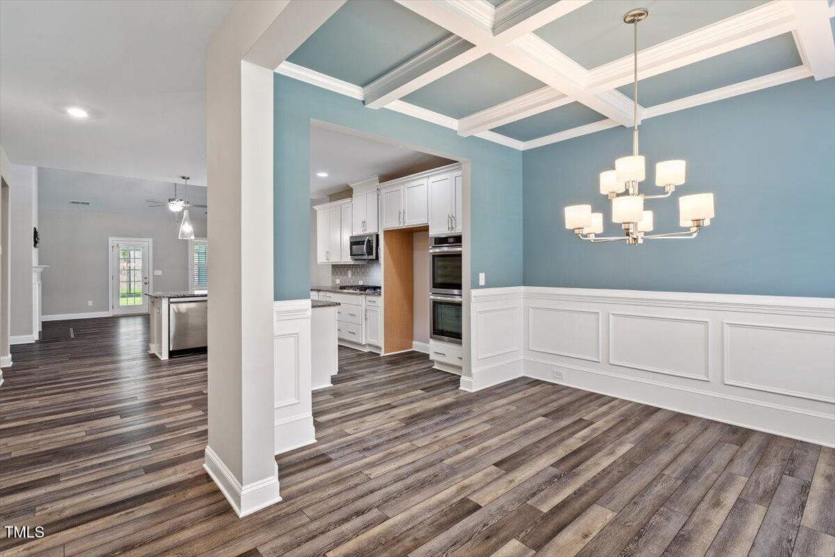 110 Vast View Way