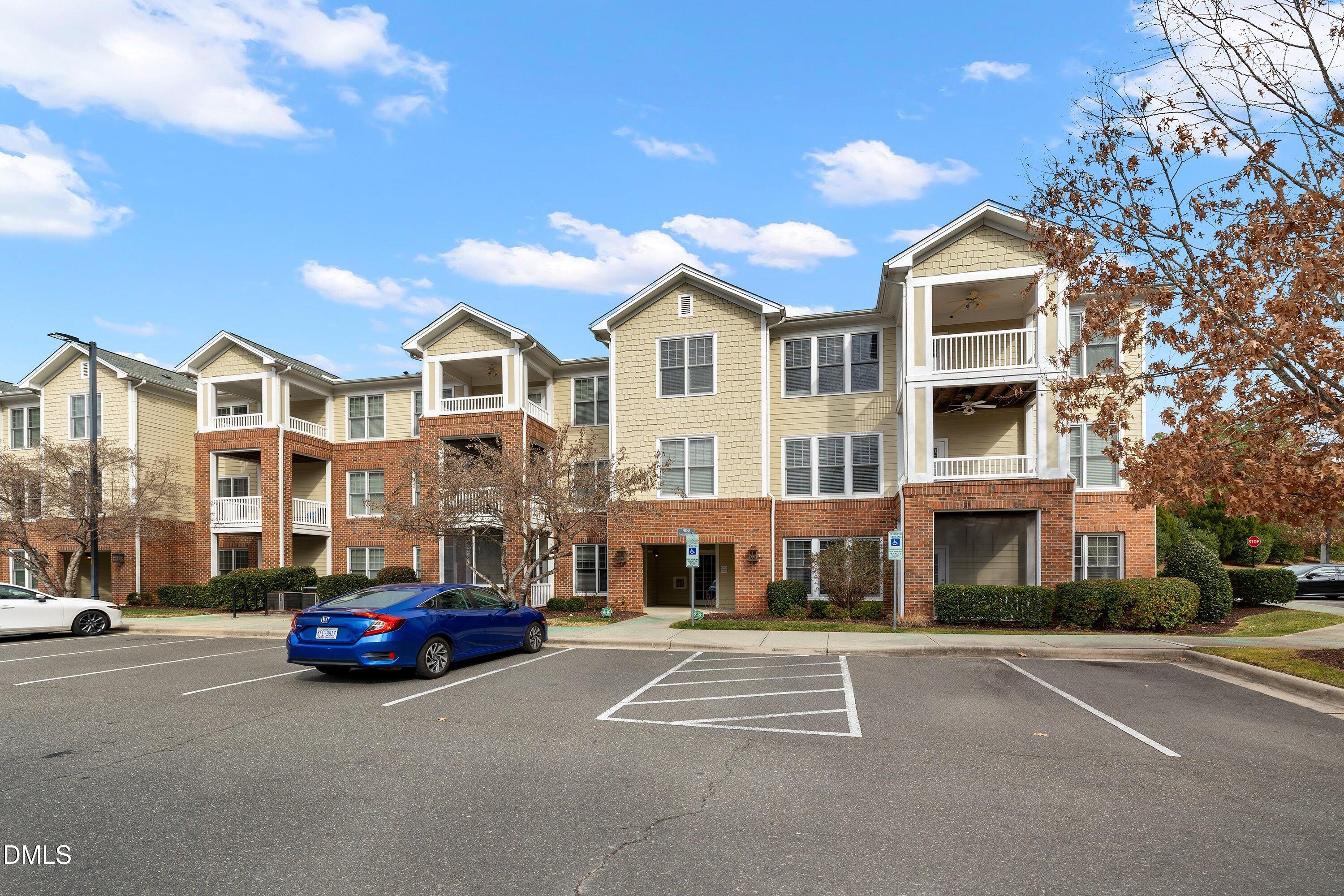 927 Portstewart Drive