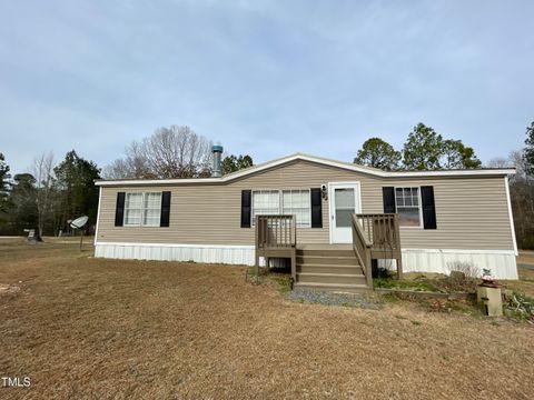 344 Pine Needles Drive Lillington NC 27546