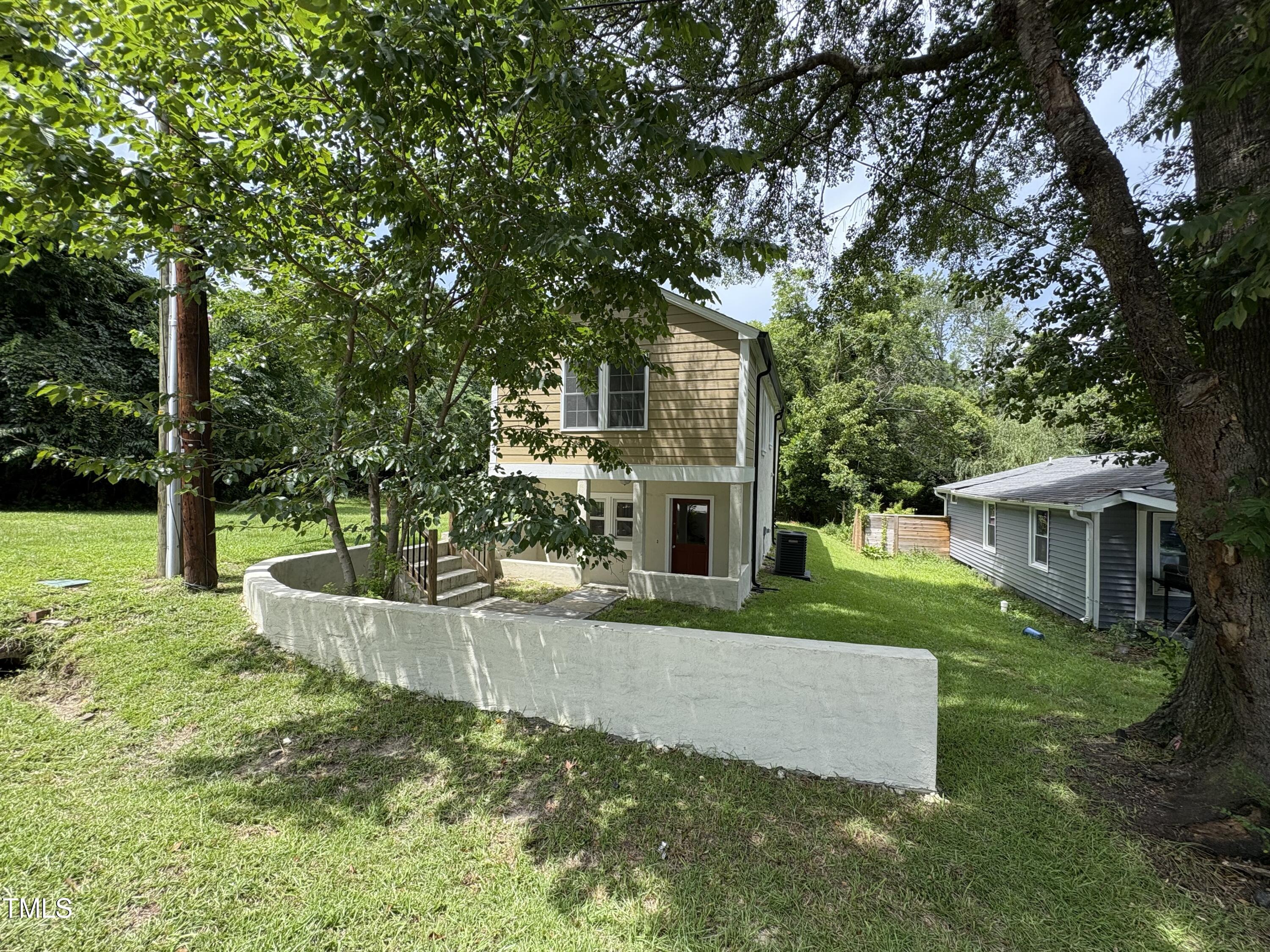 464 Longfellow Street