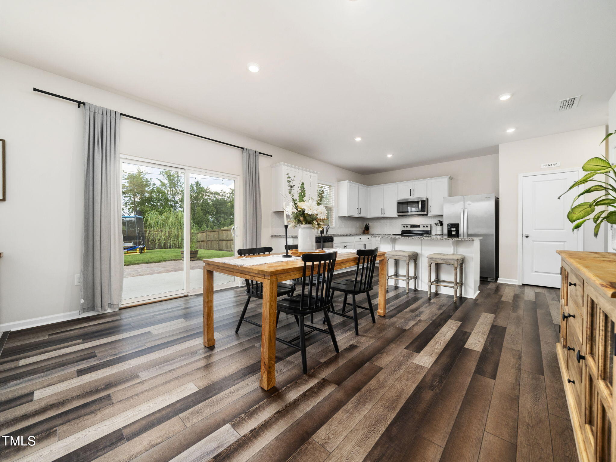 3529 Pinnacle Peak Drive