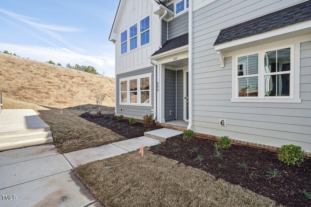 600 Hillfarm Drive