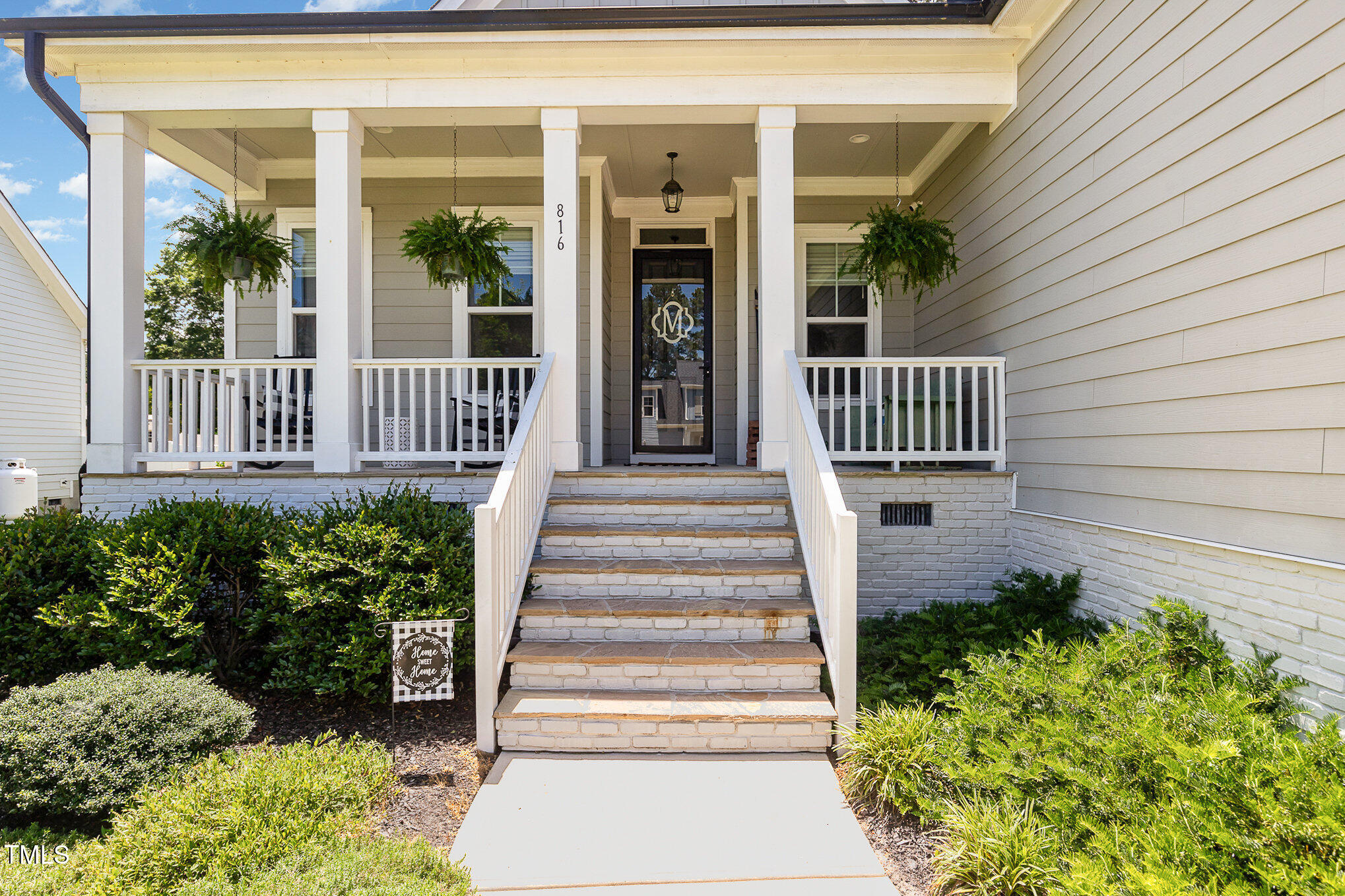 816 Trumpet Vine Court