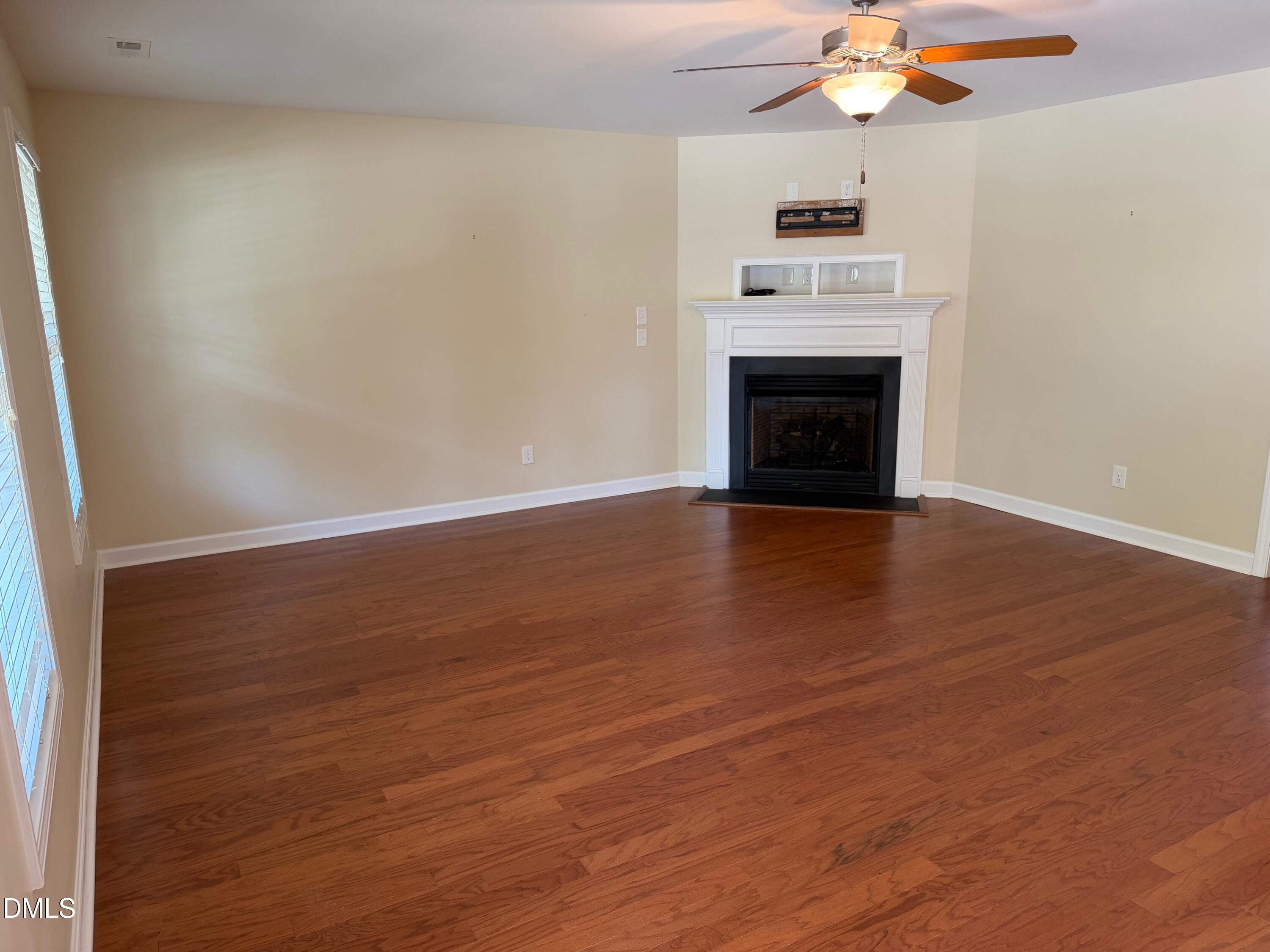 125 E Moss Creek Drive