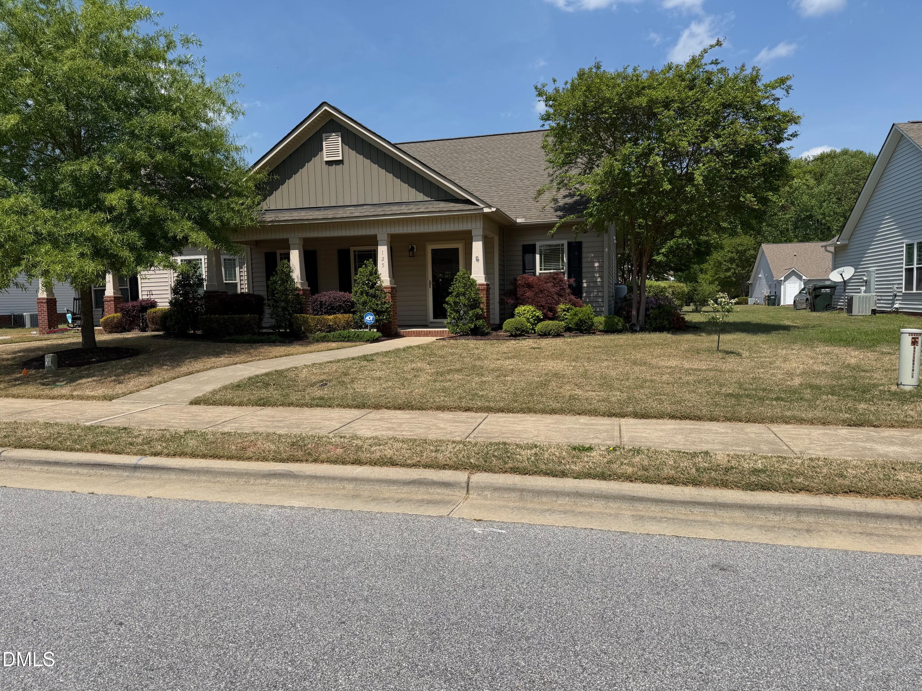 125 E Moss Creek Drive