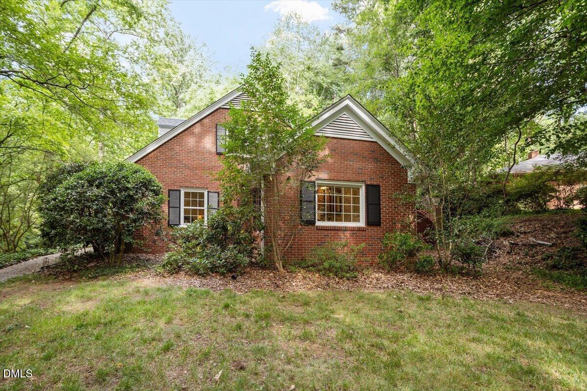 416 Brookside Drive