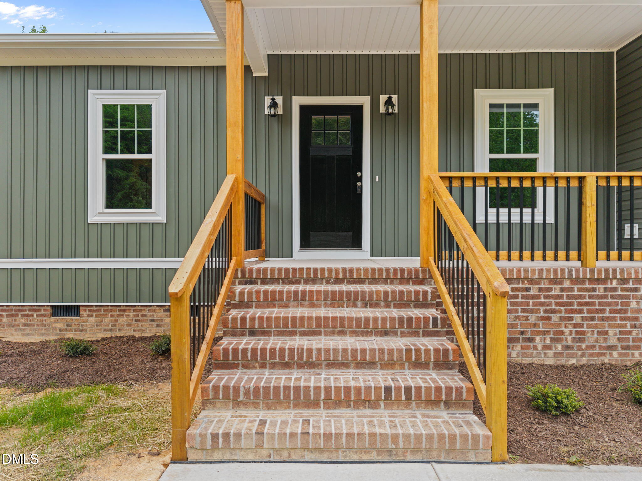 55 Leisure Lane 5