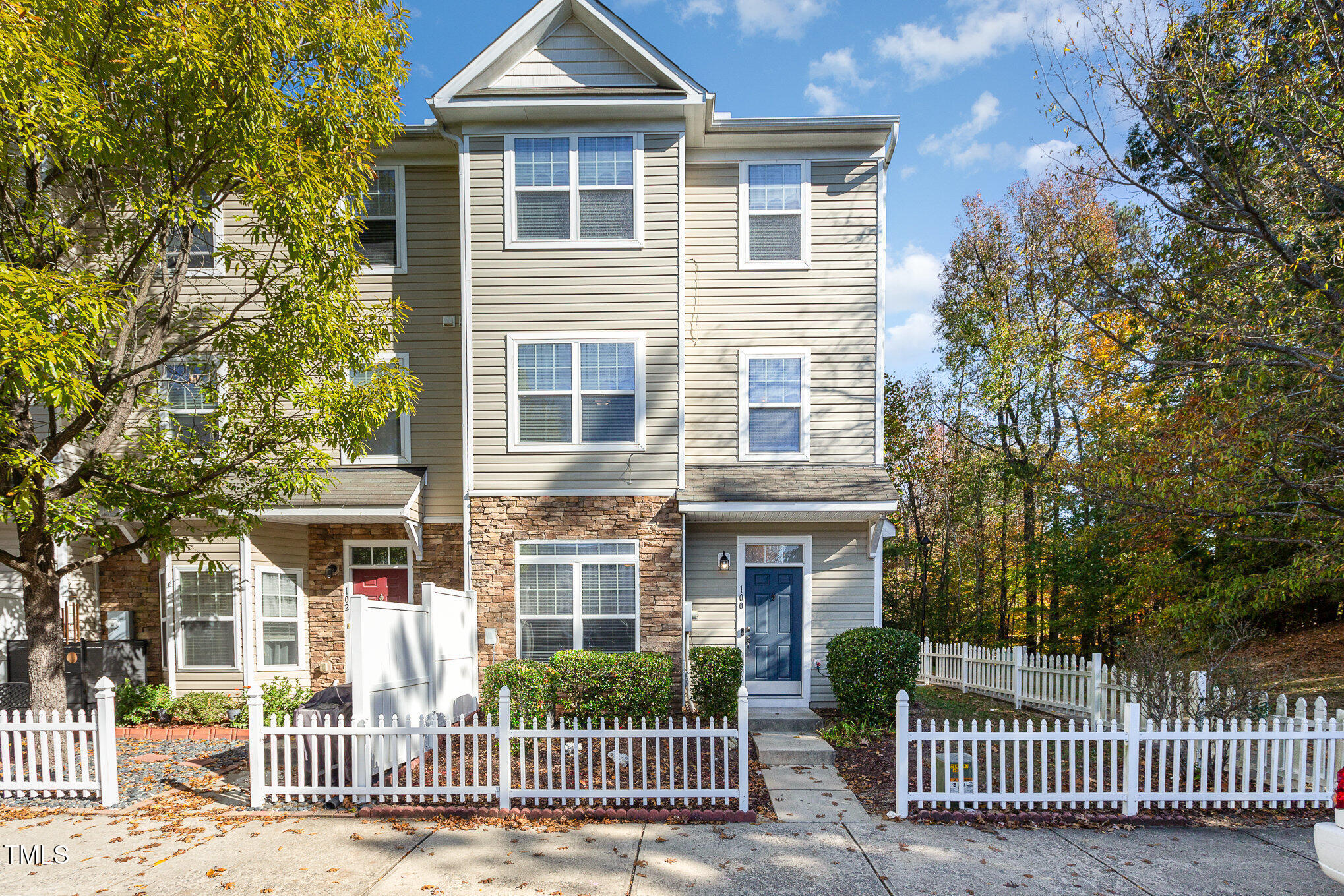 11700 Coppergate Drive 100