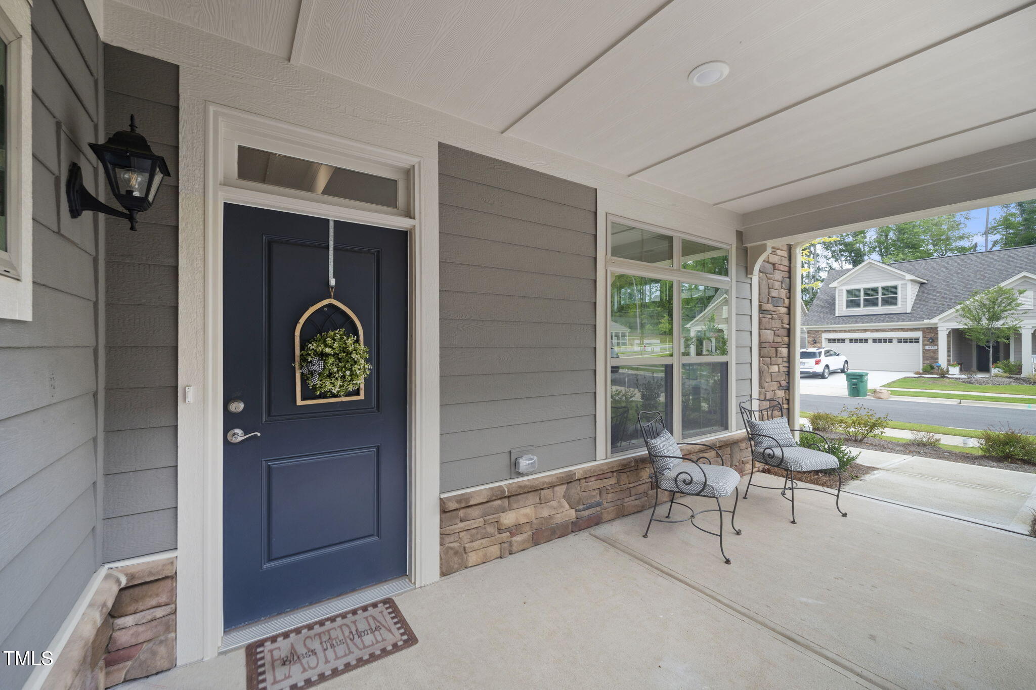 636 Crooked Pine Drive