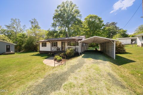 402 Forrest Street Hillsborough NC 27278