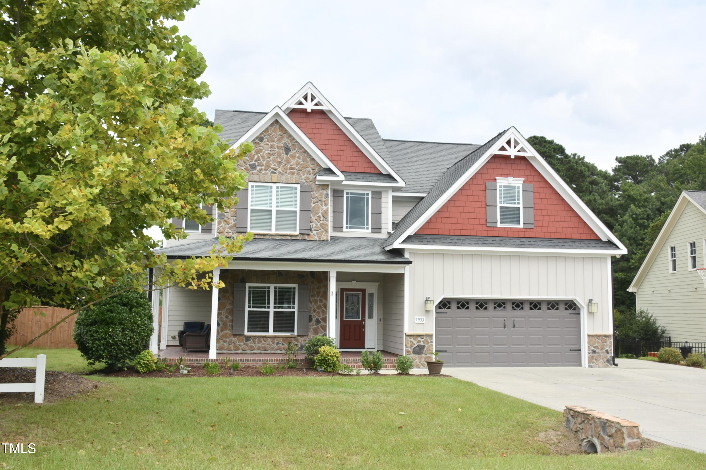5933 Rounder Lane