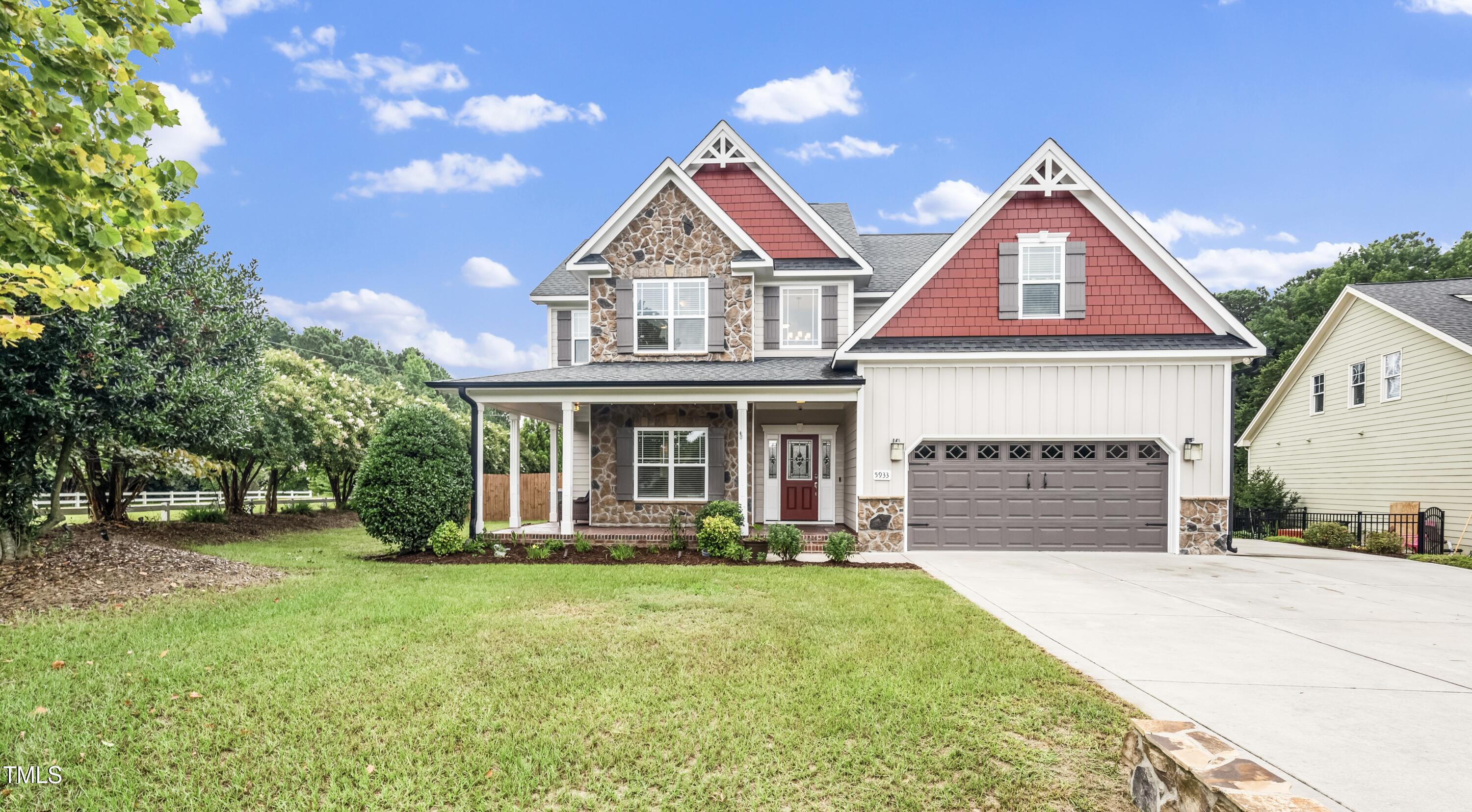 5933 Rounder Lane