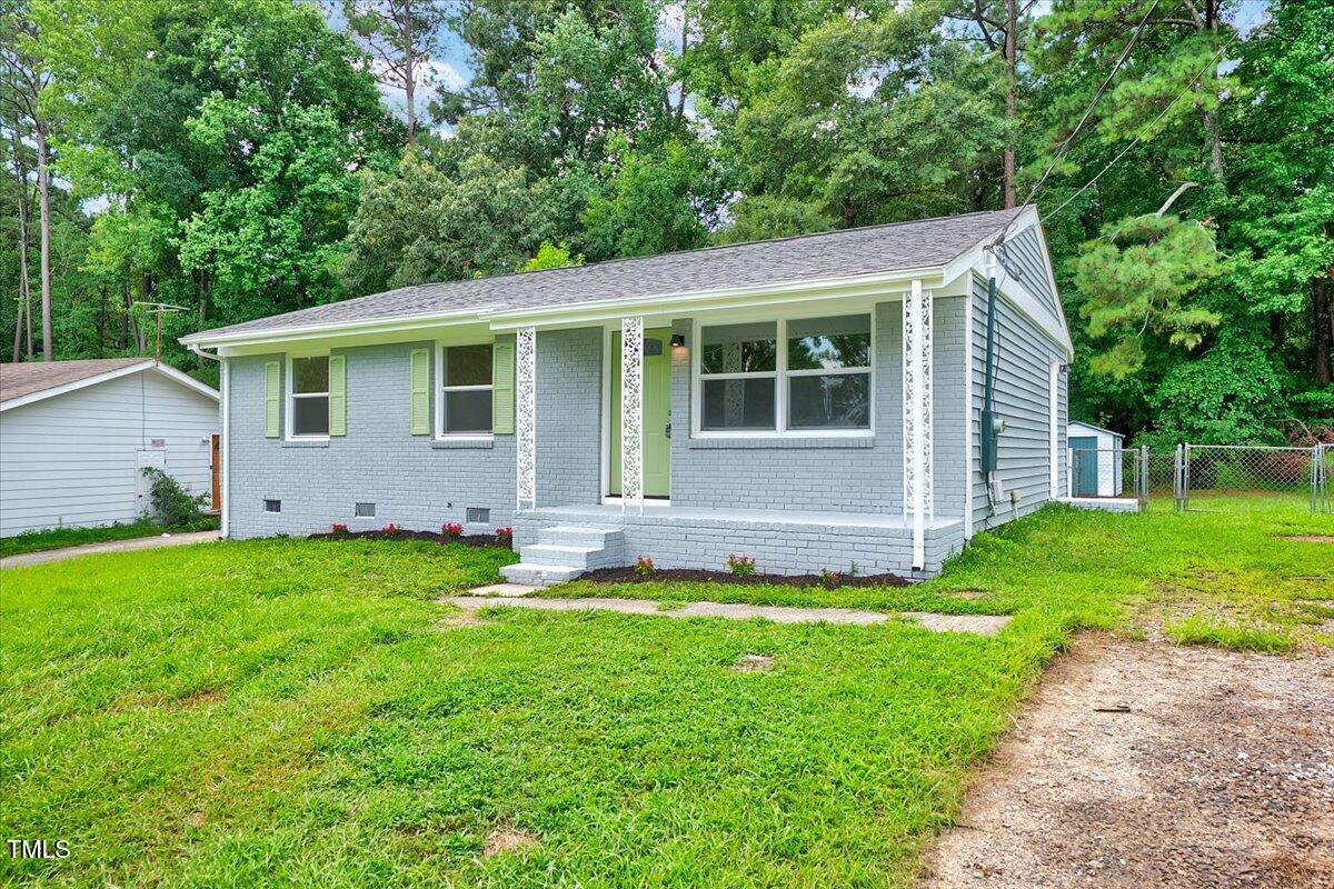 206 Plaza Drive