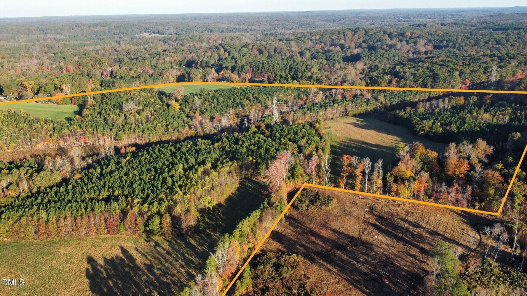 6900, 6918 Russell Road