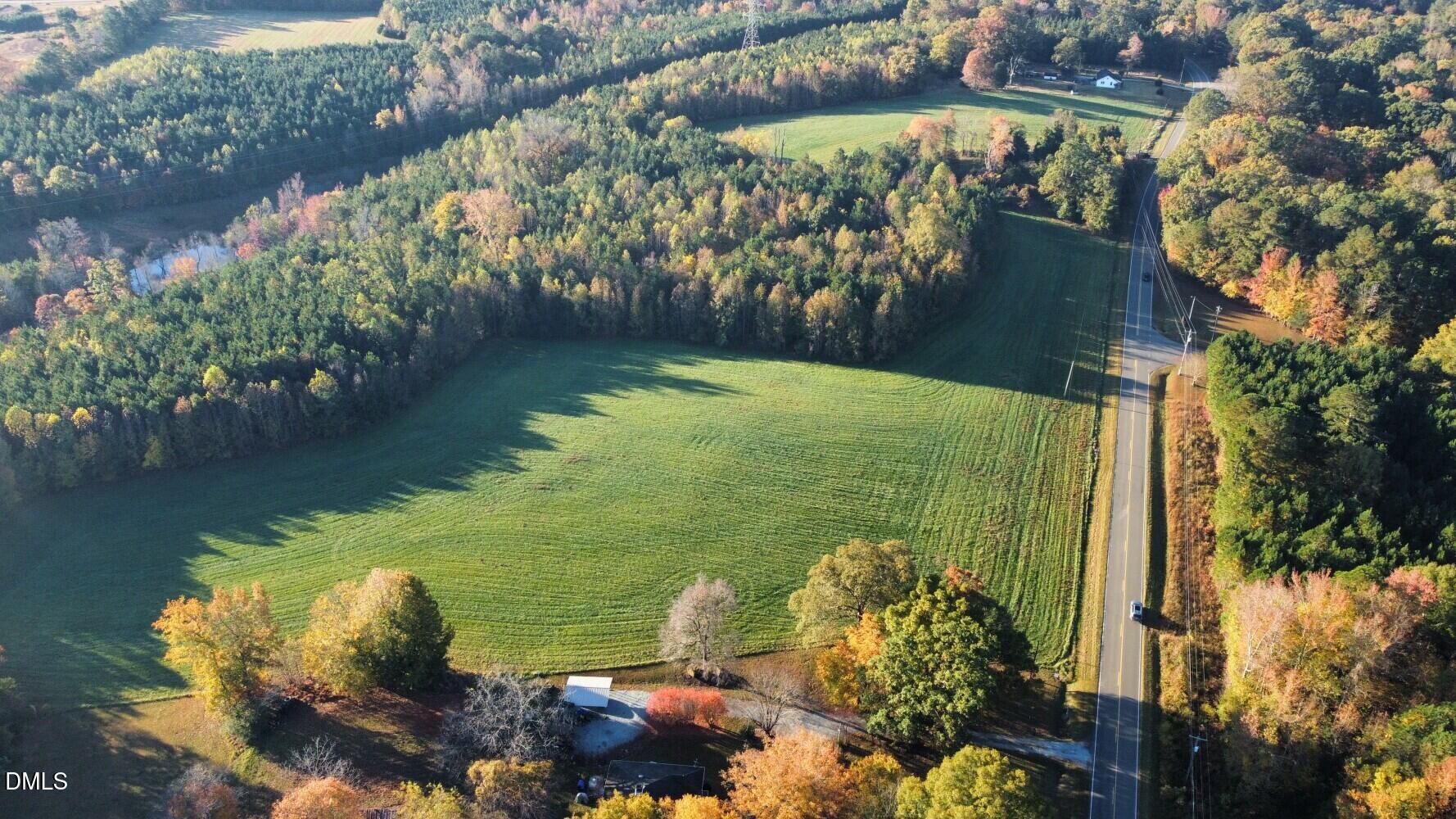 6900, 6918 Russell Road